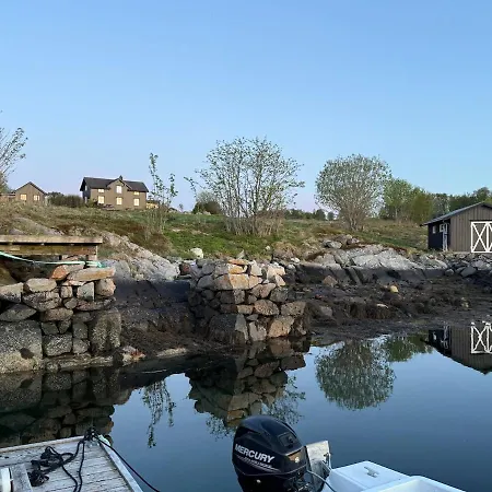 Villa Unique By The Sea With A Jetty